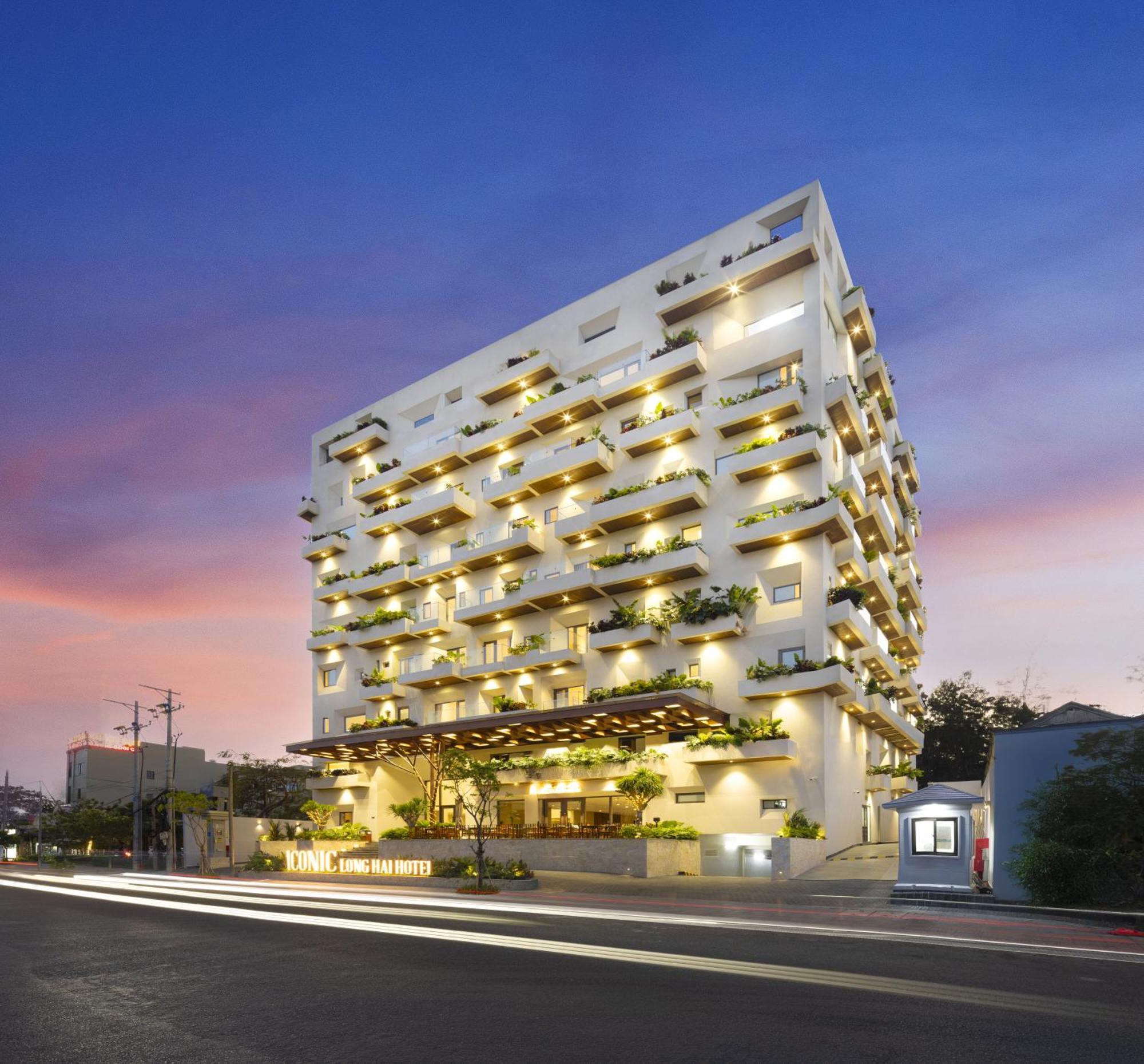 Iconic Long Hai Hotel Exterior photo